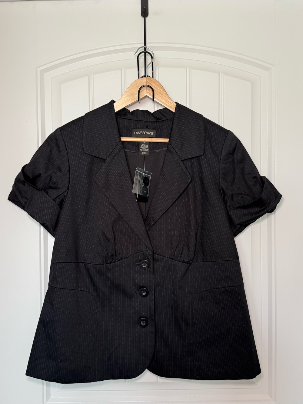 Lane Bryant Size 16 Black Pinstriped Short Sleeve 3 Button Blazer Whimsigoth Y2K